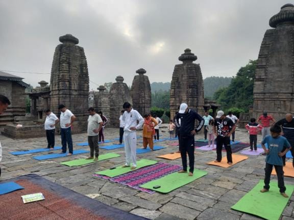 Yoga camp organized in Rainka Ason and Baijnath temple