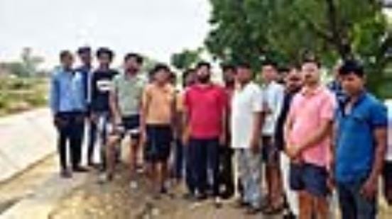 Use of inferior material in the construction of Khubariyapur Minor