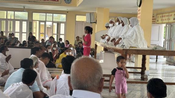 Religion day was celebrated in Ratia Jain Sthanak