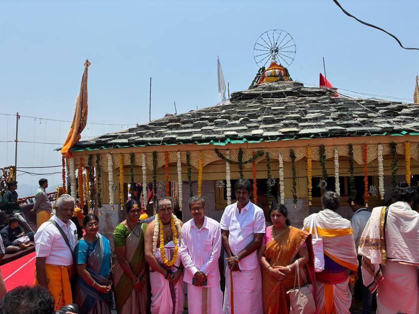Rituals begin at Kartik Swami Temple with chanting of Vedic mantras