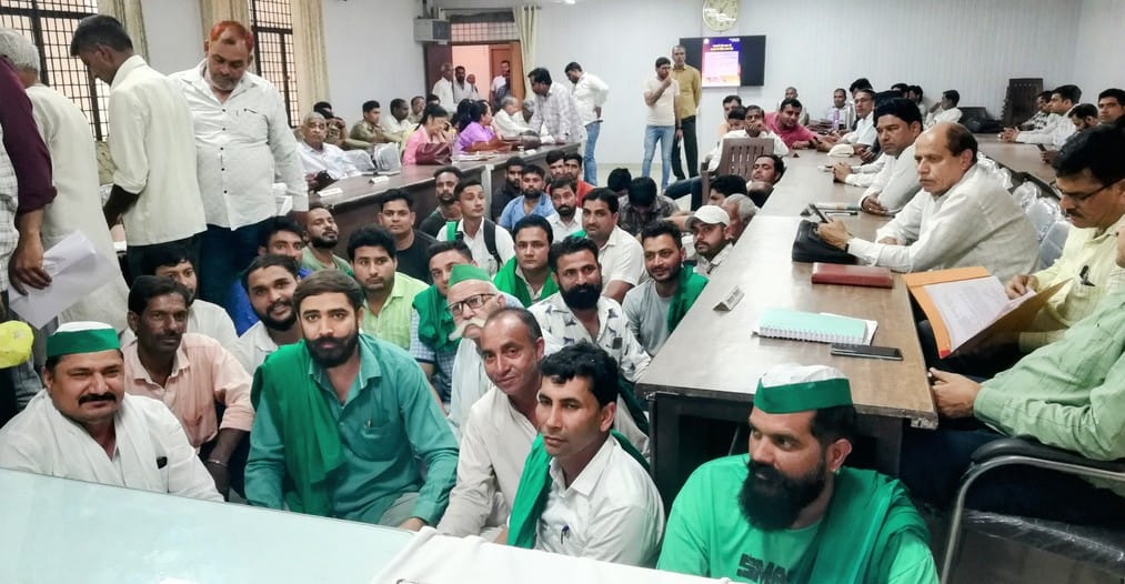 Bhakiyu delegation listed the problems in Samadhan Diwas