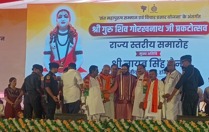 Two Congress councilors join BJP