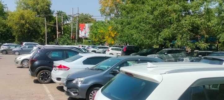 Vehicles are being parked in an orderly manner due to fear of fines