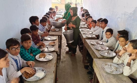 Children will get milk along with nutritious food in mid-day meal