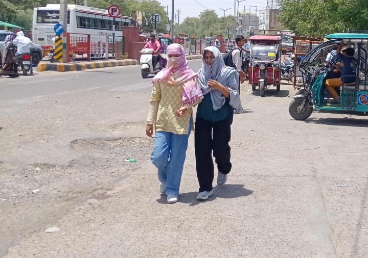 The maximum temperature of the district reached 43 degrees, it will continue to rise till 23