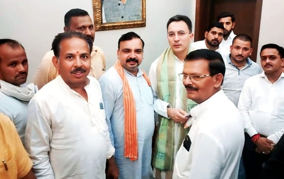 Complaint to Union Minister of State about extortion on the pretext of connection checking