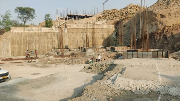 The roof of the first block of Sukhashry Complex in Luthan is ready