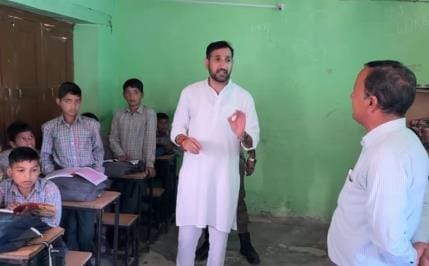 MLA did a surprise inspection of Middle School Panekhi, expressed displeasure over the education system