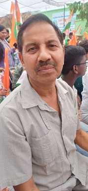 People danced to patriotic songs in Tiranga Yatra