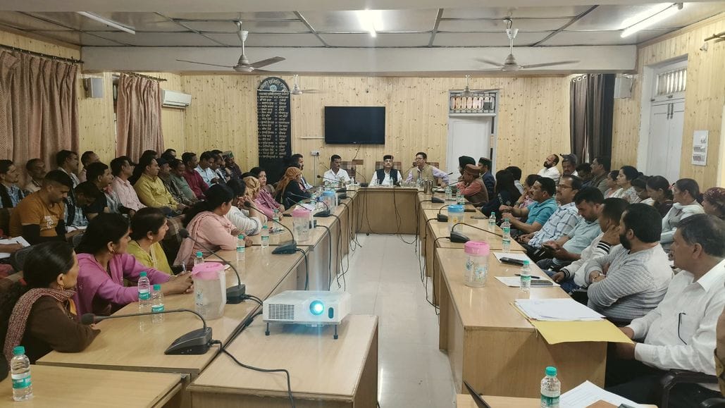 Only 25 percent of the 15th Finance Commission's money was spent in Rampur Vikas Khand