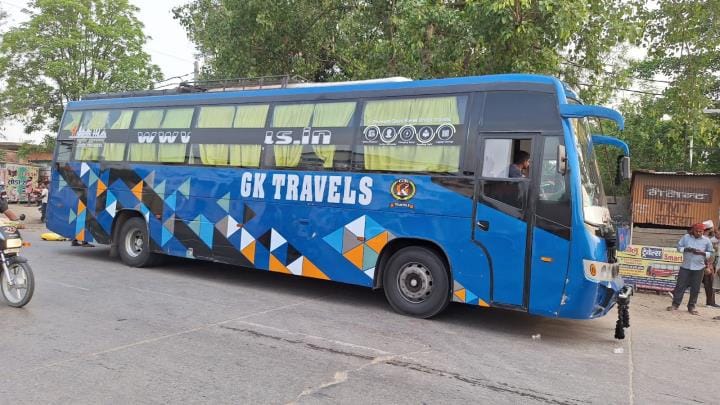Private tourist buses for which efforts are being made to establish a bus stand.
