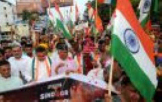 Salute to the valor of the army in Tiranga Yatra