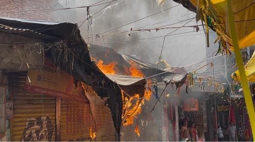 Fire in Outside of Shop