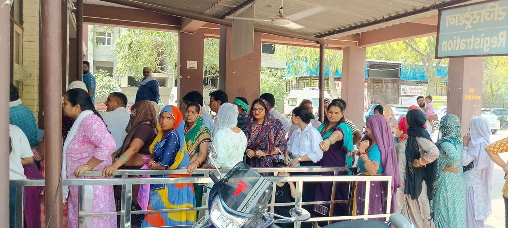 Due to extreme heat, the number of vomiting and diarrhea patients is increasing in the civil hospital