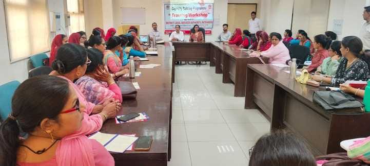 Child marriage is a social curse, avoid it: Gayatri