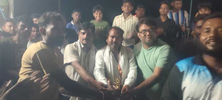Palia defeated Majhgain by 10 runs