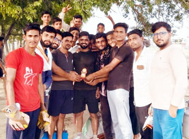 Ikhkheda defeated Rajpur-Roshannagar by three wickets