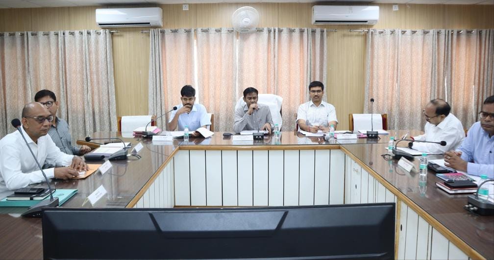 Release Gambusia fish in ponds to eliminate mosquitoes: Special Secretary