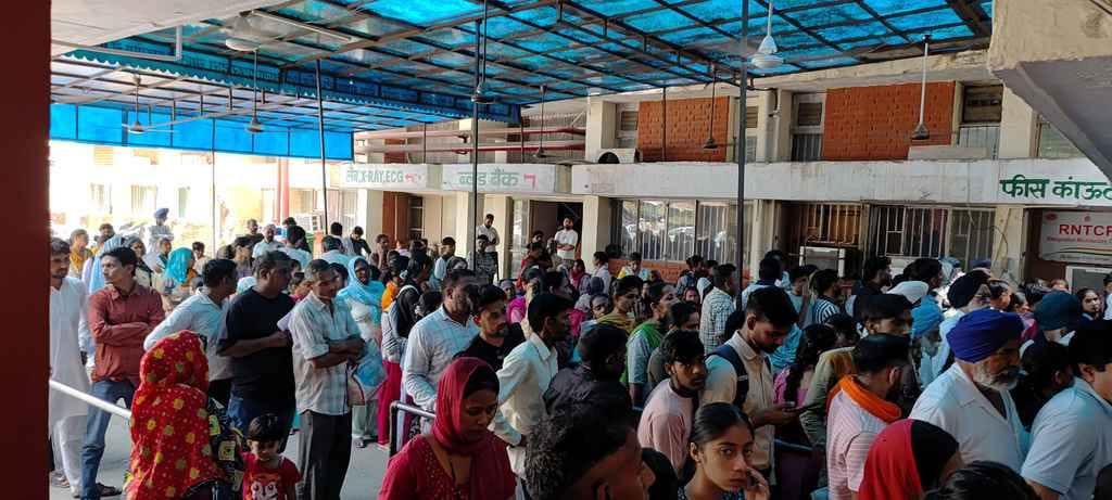 Fever patients are increasing due to heat