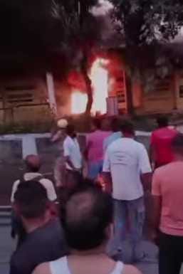 Fire broke out in a hardware store, paint and other items burnt to ashes