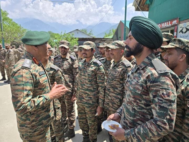 Army Commander of Northern Command congratulated the soldiers