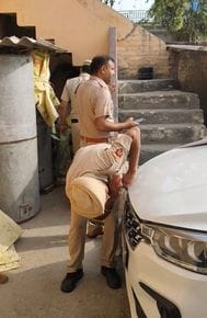 Suspicious houses and hideouts were searched with the help of dog squad