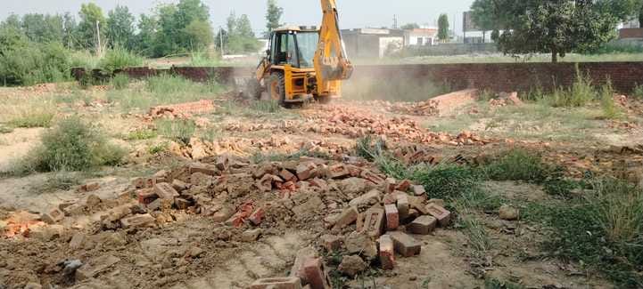 Two unauthorized colonies demolished, one building sealed