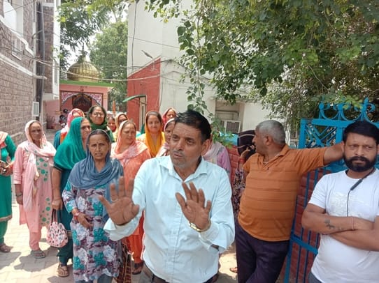 Shortage of drinking water in Harsar
