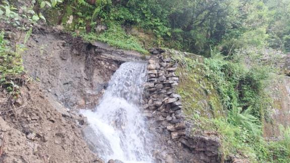 Power project stalled due to canal breakage, Namik village plunged into darkness
