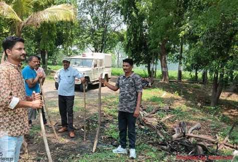 Leopard entered the farm house of the outgoing chairman