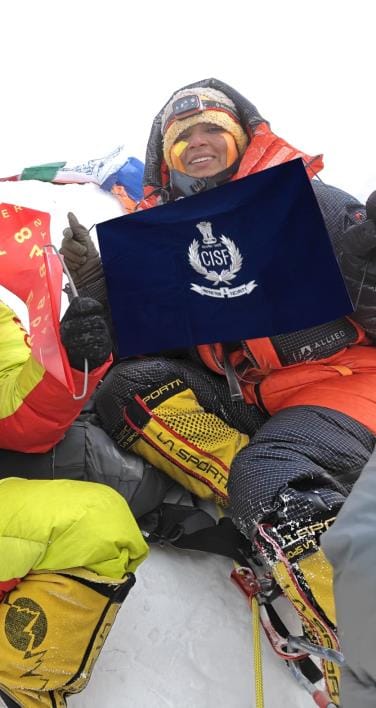 First woman officer of CISF conquered Everest