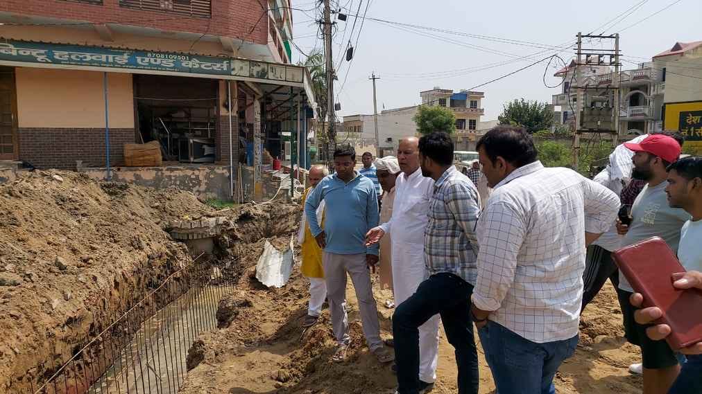 Instructions given for painting dividers, instructions for patchwork on broken roads