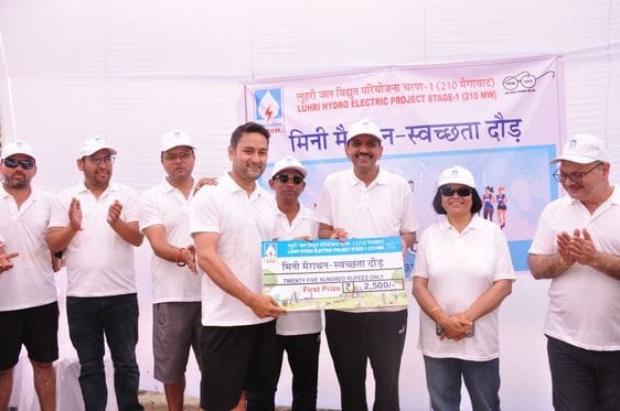 Luhri Project Chief Vivek flagged off the mini marathon