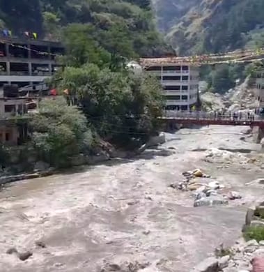 DC's orders were ignored... no hooter was blown, no information was given and water was released from the dam