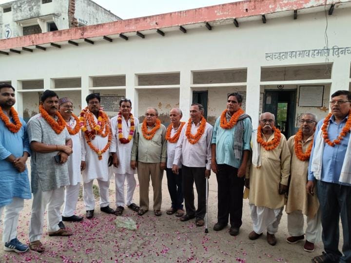 Rajesh became the manager and Kamlesh Prasad became the president
