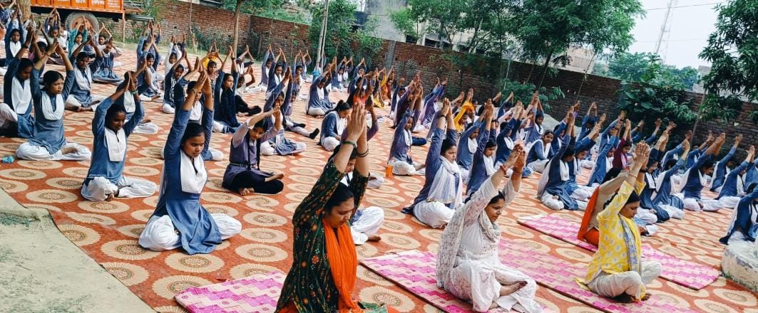 Children learned yoga on the first day of summer camp