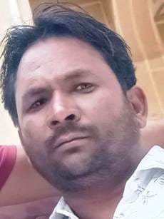 Moped rider dies after colliding with a canter loaded with animals