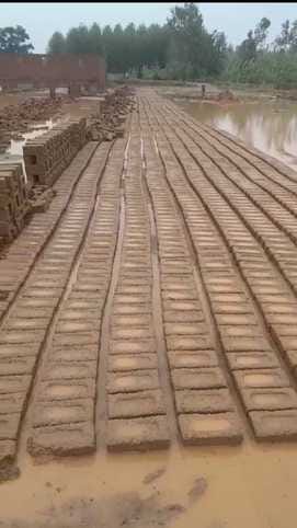 Factories did not turn around, suffered a loss of Rs 15 crore