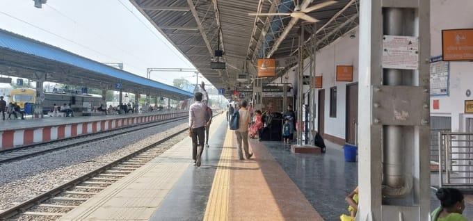 Beautification of Lakhimpur railway station lagged behind Gola and Malani