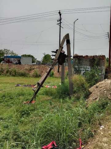1650 poles were broken in the storm and rain, there was chaos for electricity and water for 20 hours