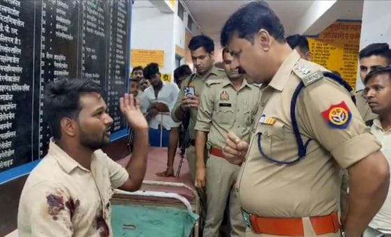 Father shot him when he did not return 500 rupees