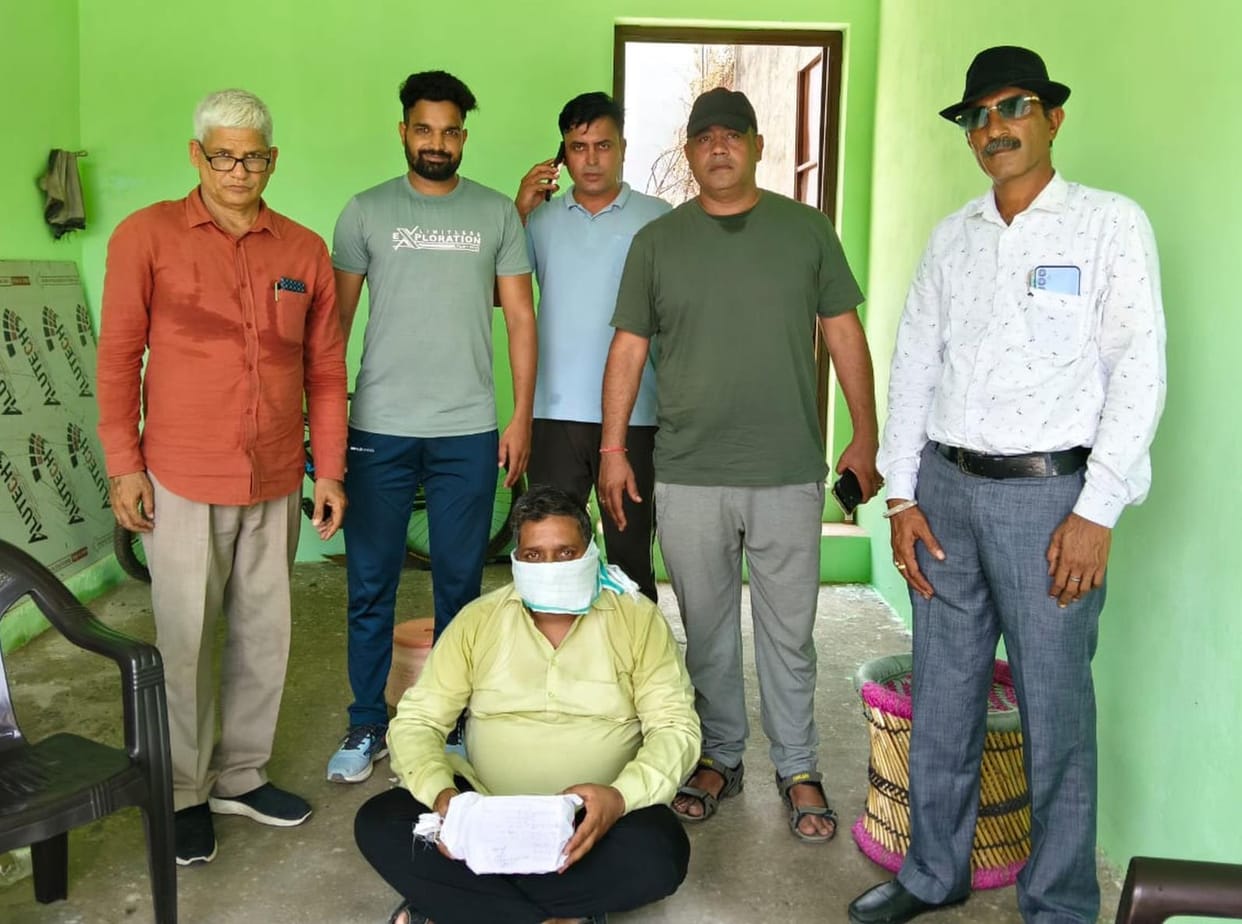 The NCB team caught the drug smuggler as soon as he came out of the house
