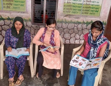 450 surveyors went into the field to search for 44540 illiterates.