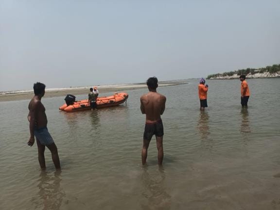 No trace of the boy who drowned in Ganga was found even on the second day