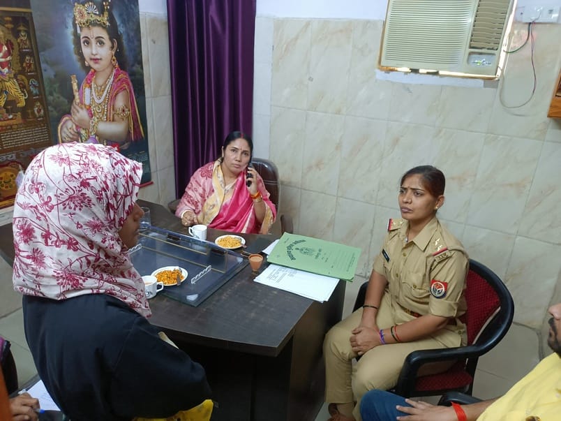 Complaints should be resolved on priority: Sujita Kumari
