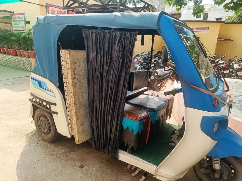 Iron sheets used in highway construction stolen, accused in custody