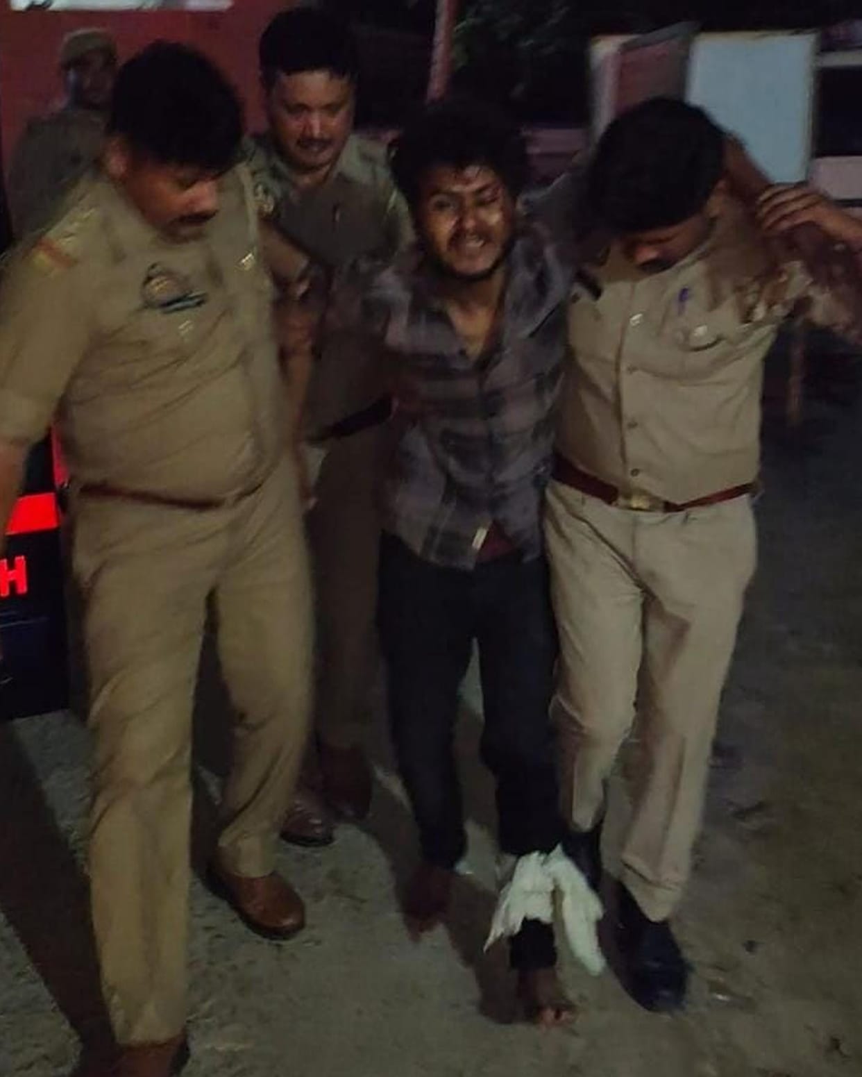 Tried to escape by snatching police rifle and firing, arrested in encounter