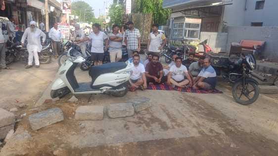 When people sat on Damkaura Road, the administration immediately got the pipeline connected