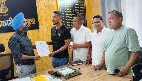 Demand to create a single window for issuing passes to passengers