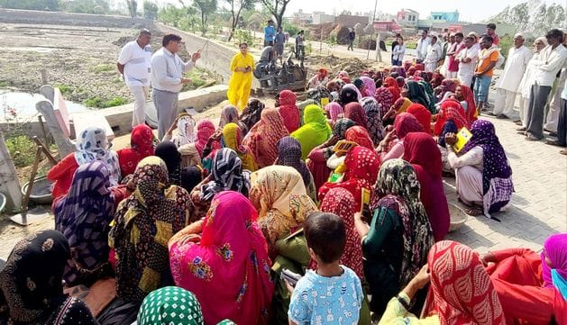 Motivated to get the children of MNREGA workers admitted in government schools